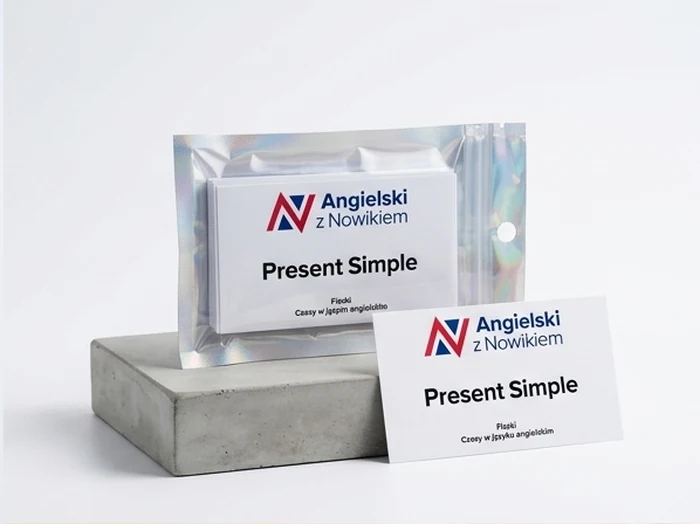 Fiszki Angielski z Nowikiem - opakowanie i przykładowa karta Present Simple